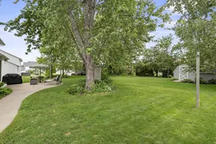 2936 Blue Moon Dr, Green Bay, WI 54311 - Photo 54