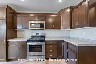 1740 Betty Jean Ln, Green Bay, WI 54313 - Photo 14