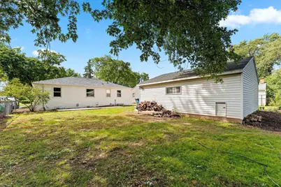 1225 Redwood Drive, Green Bay, WI 54304 - Photo 36