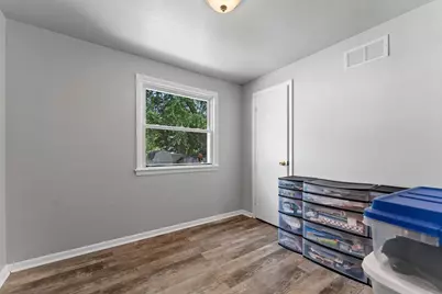 1225 Redwood Drive, Green Bay, WI 54304 - Photo 22