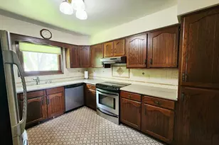 N7291 Winnebago Dr, Fond du Lac, WI 54935 - Photo 4