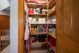 8120 Challenger Dr, Neenah, WI 54956 - Photo 16