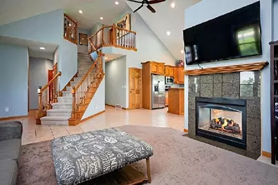 8120 Challenger Drive, Neenah, WI 54956 - Photo 16