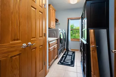8120 Challenger Drive, Neenah, WI 54956 - Photo 24