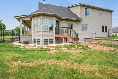 8120 Challenger Drive, Neenah, WI 54956 - Photo 10