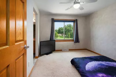 8120 Challenger Drive, Neenah, WI 54956 - Photo 36