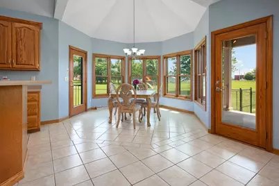 8120 Challenger Drive, Neenah, WI 54956 - Photo 22