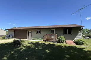 N6392 Blueberry Rd, Gresham, WI 54128 - Photo 2