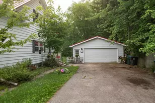 215 N Oxford St, Wautoma, WI 54982 - Photo 14