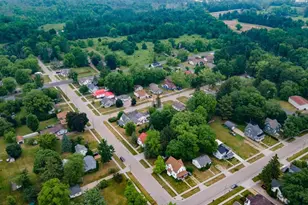215 N Oxford St, Wautoma, WI 54982 - Photo 10