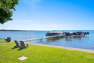 935 Brighton Drive, Menasha, WI 54952 - Photo 80