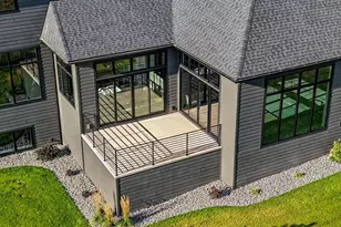 2011 Labyrinth Ln, De Pere, WI 54115 - Photo 6