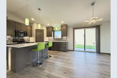 710 Westhill Drive, Green Bay, WI 54313 - Photo 4