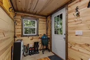 E6889 Guth Rd, Weyauwega, WI 54983 - Photo 12