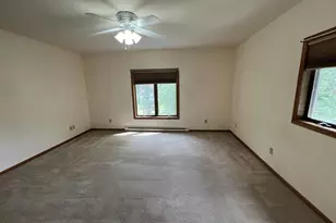 713 E Lake St, Waupaca, WI 54981 - Photo 10