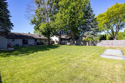2656 W Sunnyview Road, Appleton, WI 54914 - Photo 28
