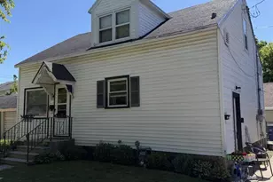 818 St George St, Green Bay, WI 54302 - Photo 4