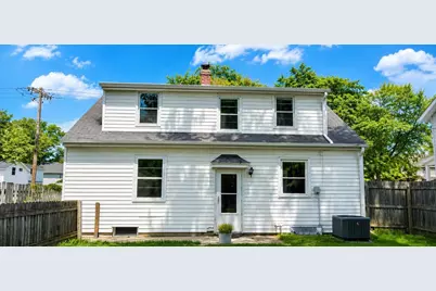 513 E Fremont Street, Appleton, WI 54915 - Photo 2