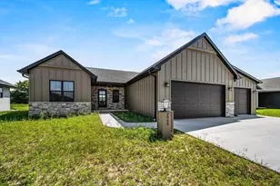 3141 Lazy Oak Ct, Green Bay, WI 54311 - Photo 2