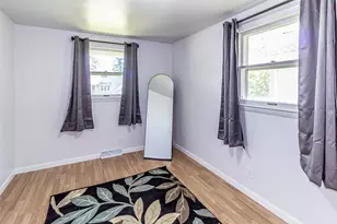 527 E Wilson Ave, Appleton, WI 54915 - Photo 12