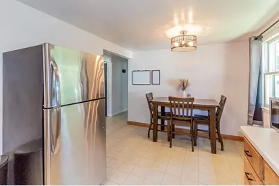 527 E Wilson Avenue, Appleton, WI 54915 - Photo 8