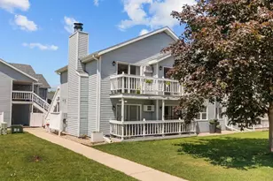 315 Harrison St, Neenah, WI 54956 - Photo 2