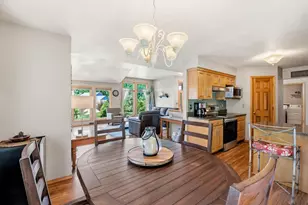 4000 Buckeye Way, Green Bay, WI 54311 - Photo 14