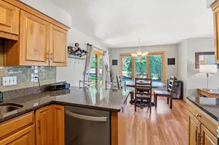 4000 Buckeye Way, Green Bay, WI 54311 - Photo 18