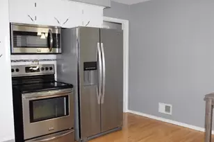273 E McWilliams St, Fond du Lac, WI 54935 - Photo 10