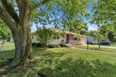 273 E McWilliams Street, Fond du Lac, WI 54935 - Photo 4