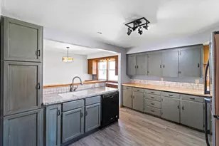 804 Jefferson St, Menasha, WI 54952 - Photo 14