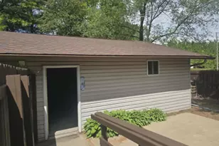 424 E King St, Coloma, WI 54930 - Photo 4