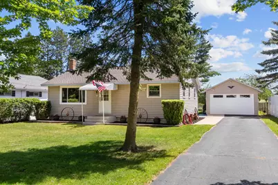 510 N Fulton Street, Princeton, WI 54968 - Photo 2
