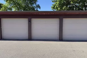 1755 Maricopa Dr, Oshkosh, WI 54904 - Photo 16