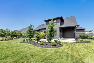 1782 Arbor Gate Ln, Green Bay, WI 54311 - Photo 2