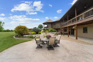 W9071 Black Otter Ct, Hortonville, WI 54944 - Photo 72