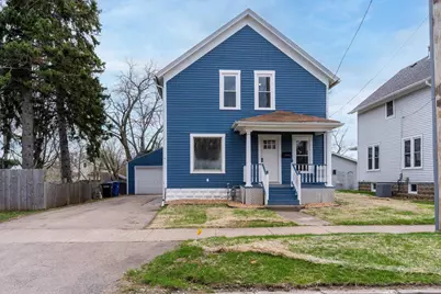 29 W Tennessee Avenue, Oshkosh, WI 54901 - Photo 1