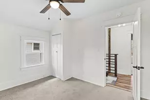 29 W Tennessee Ave, Oshkosh, WI 54901 - Photo 12