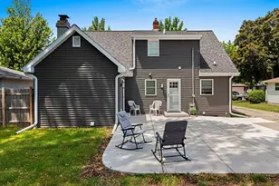 714 N Locust St, Green Bay, WI 54303 - Photo 12