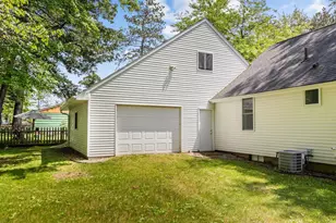W8306 Cloverleaf Lake Rd, Clintonville, WI 54929 - Photo 6