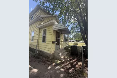 2504 15th Avenue, Menominee, MI 49858 - Photo 2
