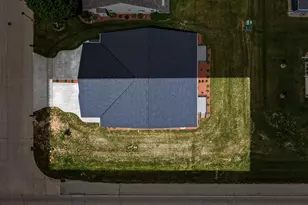1901 Hidden Hollow Ln, Manitowoc, WI 54220 - Photo 38