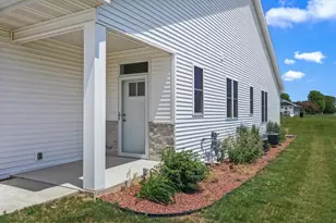 1901 Hidden Hollow Ln, Manitowoc, WI 54220 - Photo 36
