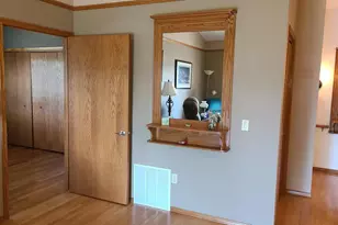 1807 Ridgeway Dr, De Pere, WI 54115 - Photo 18