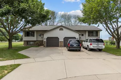 3735 Western Court, Oshkosh, WI 54901 - Photo 32