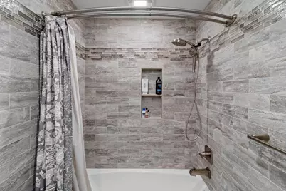 2447 Parkwood Drive, Green Bay, WI 54304 - Photo 32