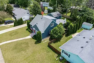 207 Crescent Dr, Neenah, WI 54956 - Photo 50