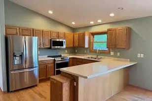 1190 Freedom Ave, Oshkosh, WI 54901 - Photo 4