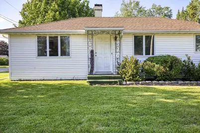 335 Front Street, Pulaski, WI 54162 - Photo 2