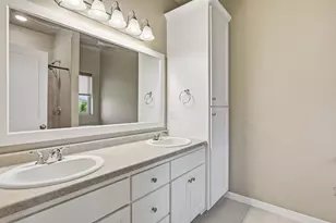 2948 Chrystella Dr, Menasha, WI 54952 - Photo 12